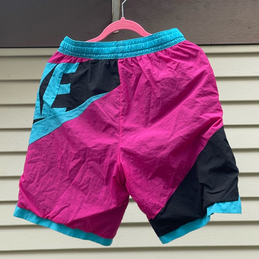 Nike Shorts - Picture 2 of 2